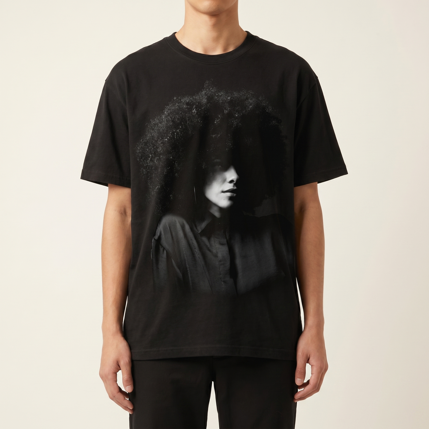 London Exclusive Jasmine T-Shirt